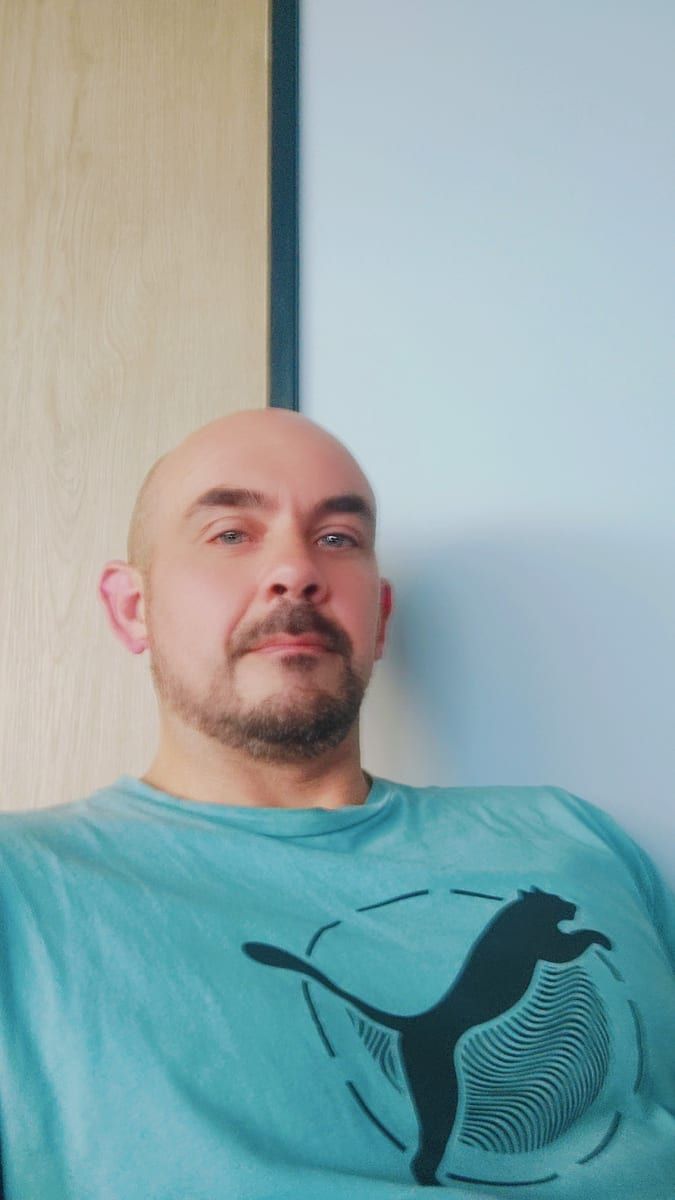 Profil de Ilyes, 26 ans, Bars gay à Vellerat (Jura)