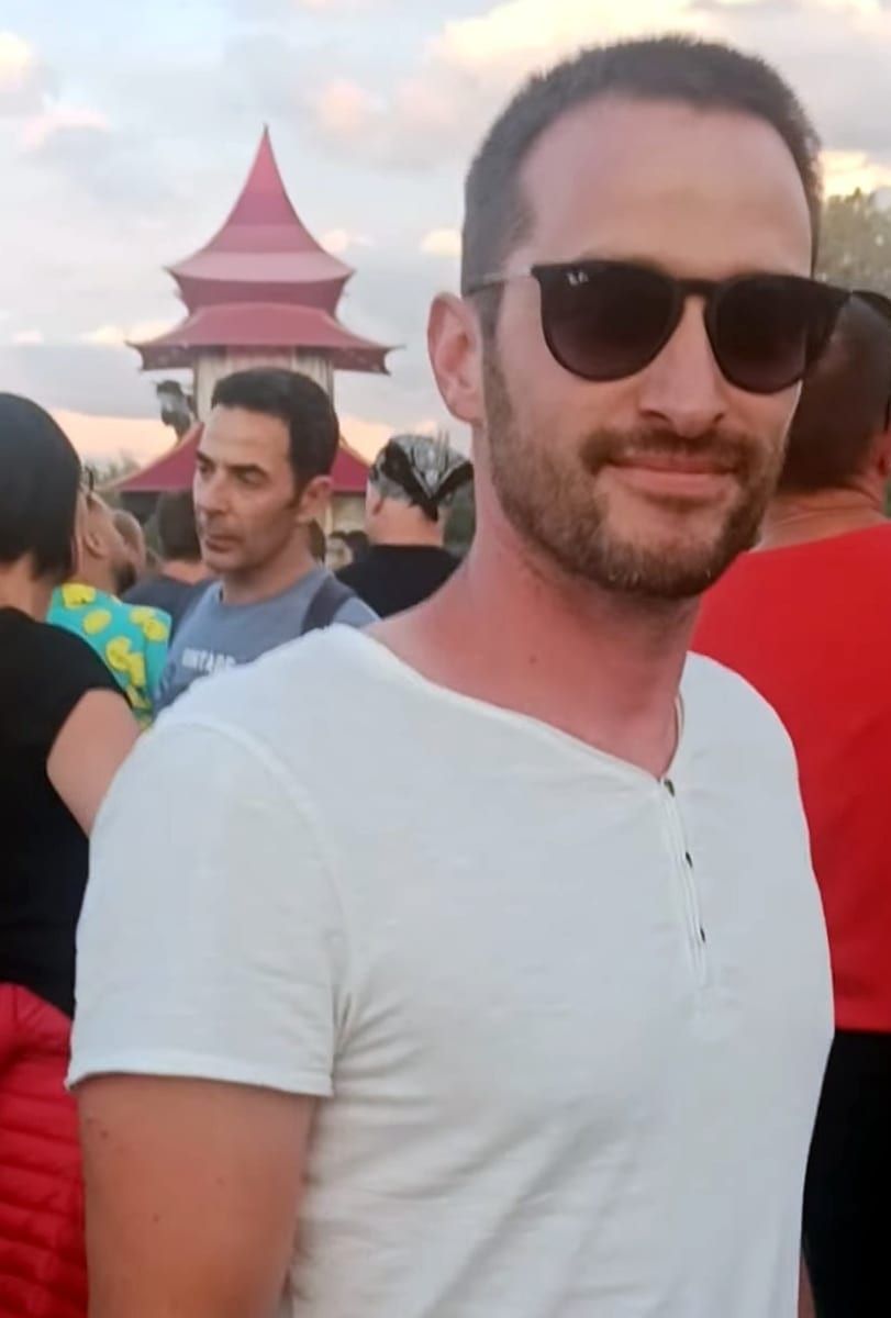 Profil de Kalil, 24 ans, Bars gay à Lustdorf (Thurgovie)