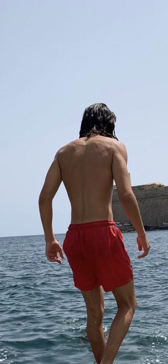 Profil de Lenaik, 22 ans, Bars gay à Detligen (Berne)