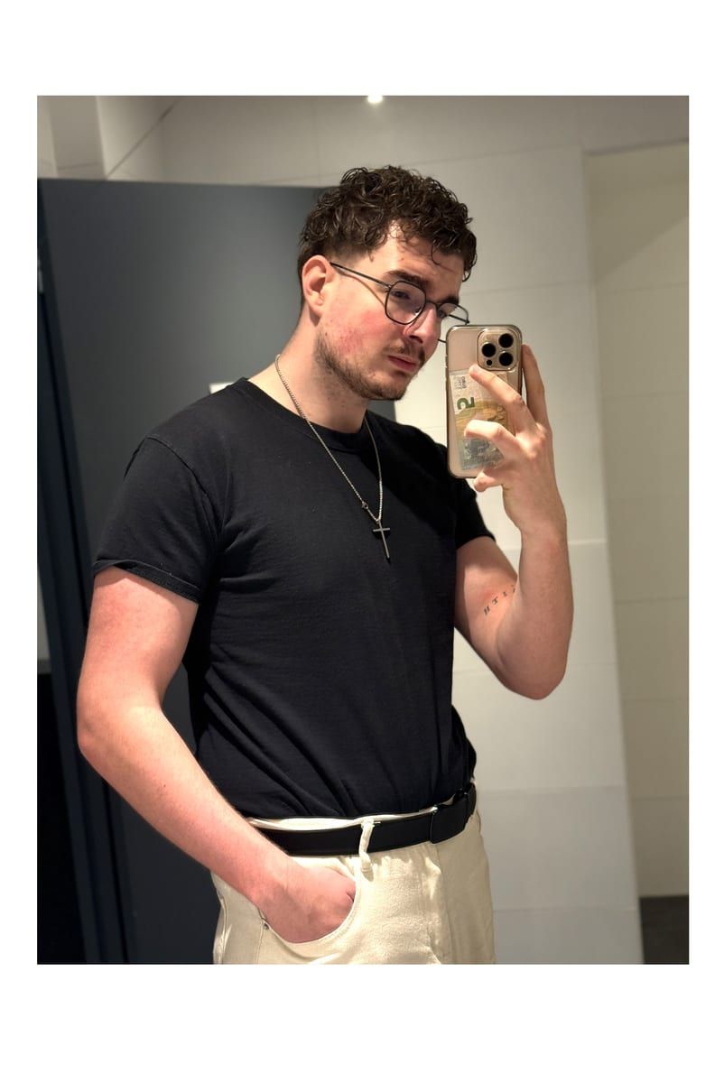 Profil de Djalel, 31 ans, Bars gay à Flüelen (Uri)
