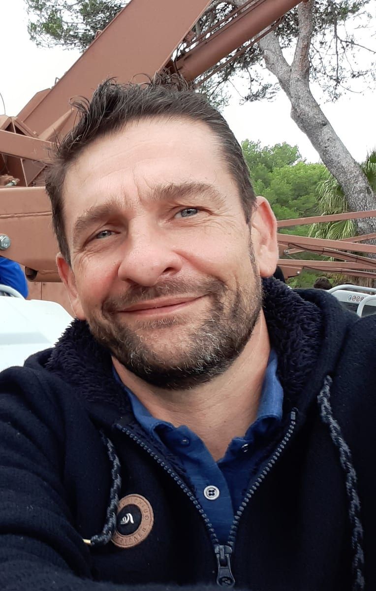 Profil de Luiz, 37 ans, Bars gay à Krattigen (Berne)