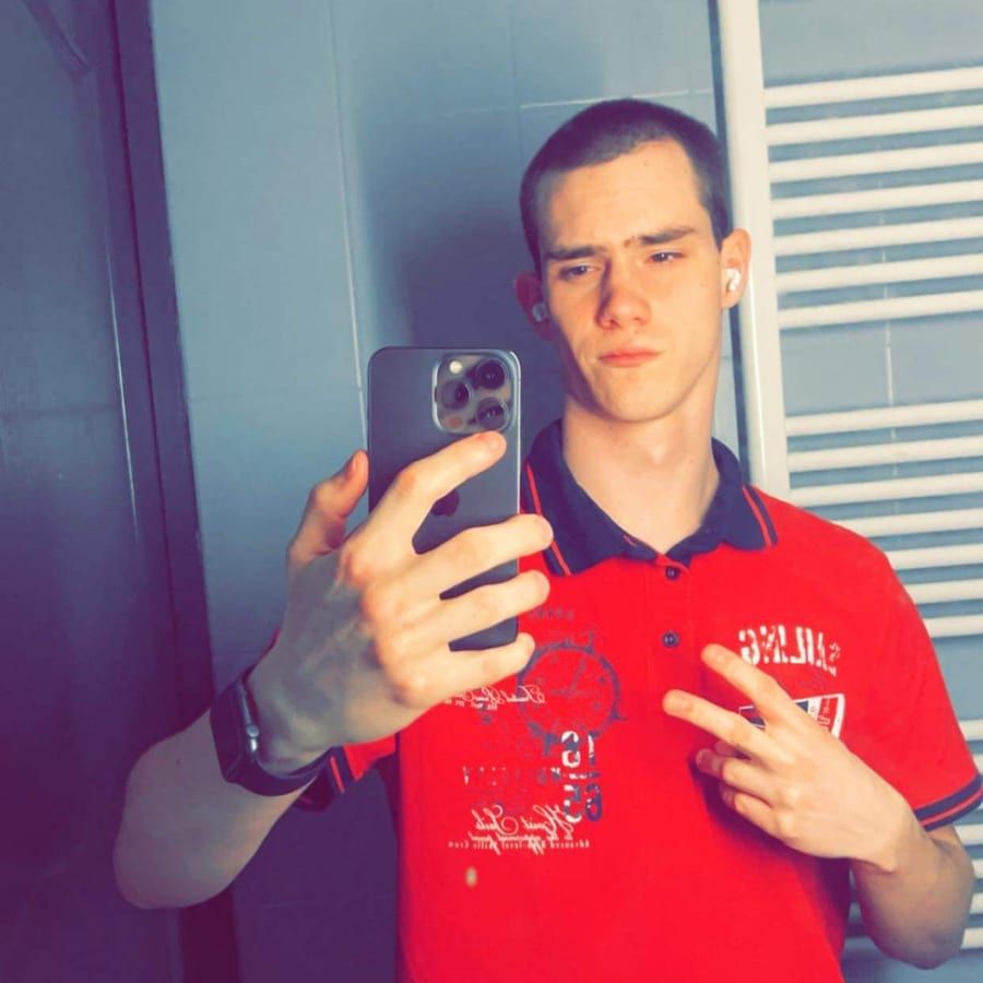 Profil de Pierrik, 27 ans, Bars gay à Thayngen (Schaffhouse)