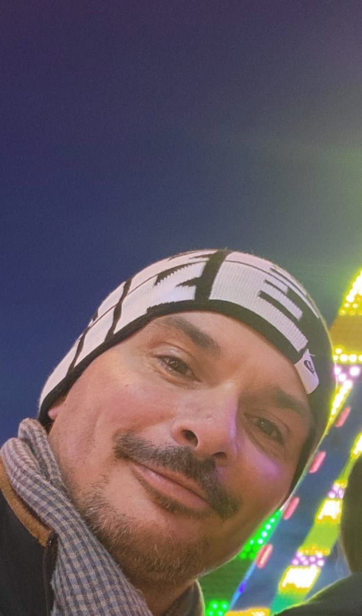 Profil de Emylien, 32 ans, Bars gay à Peiden (Grisons)