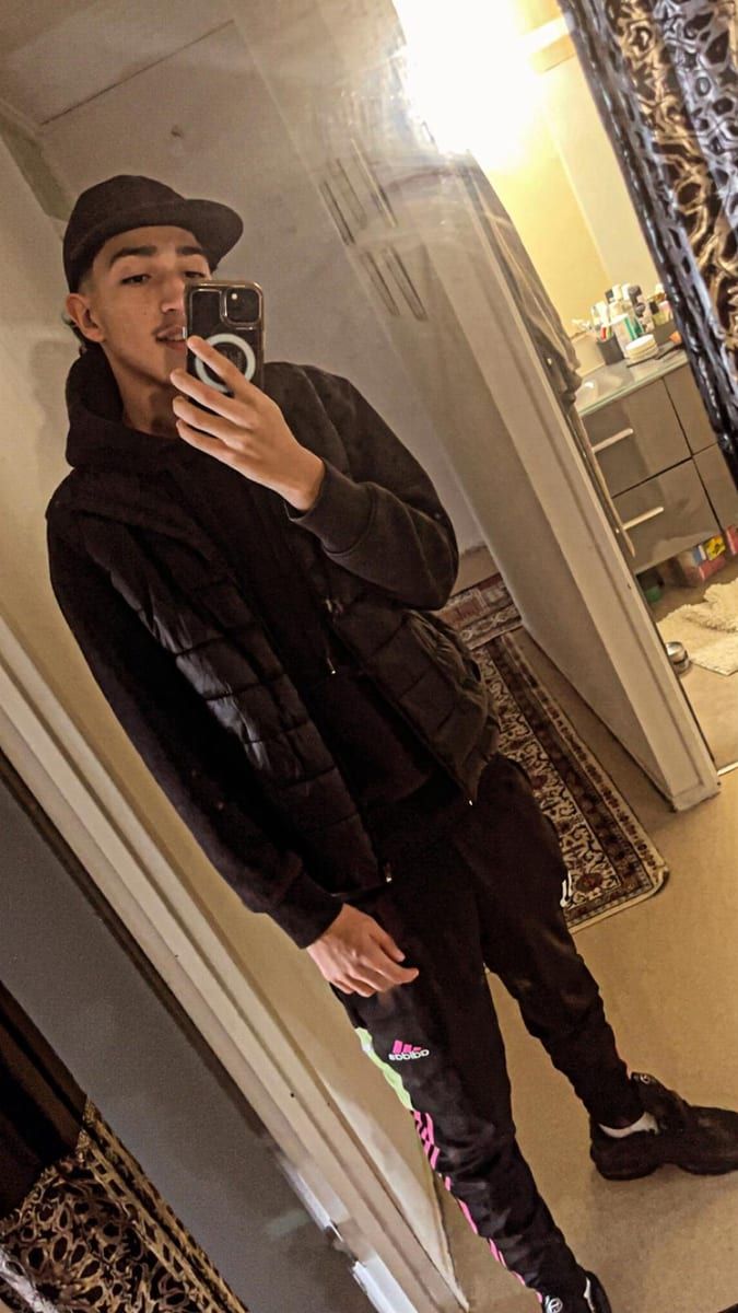 Profil de Abdenacer, 39 ans, Bars gay à Bivio (Grisons)