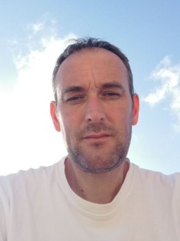 Profil de Chems-edine, 34 ans, Bars gay à Züberwangen (Saint-Gall)