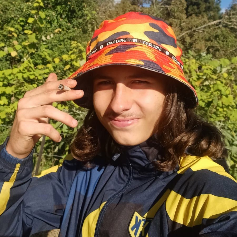 Profil de Najib, 30 ans, Bars gay à Correvon (Vaud)