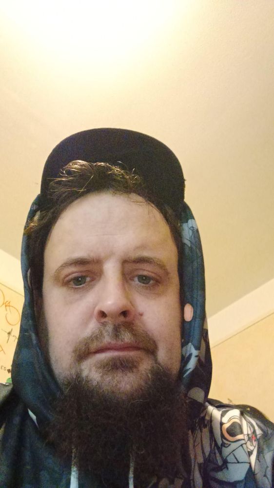 Profil de Billel, 35 ans, Bars gay à Riedern (Glaris)