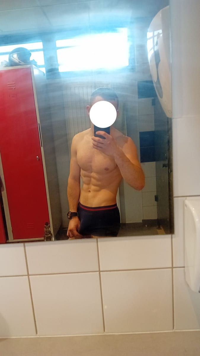 Profil de Elyamine, 31 ans, Bars gay à Grandfontaine (Jura)