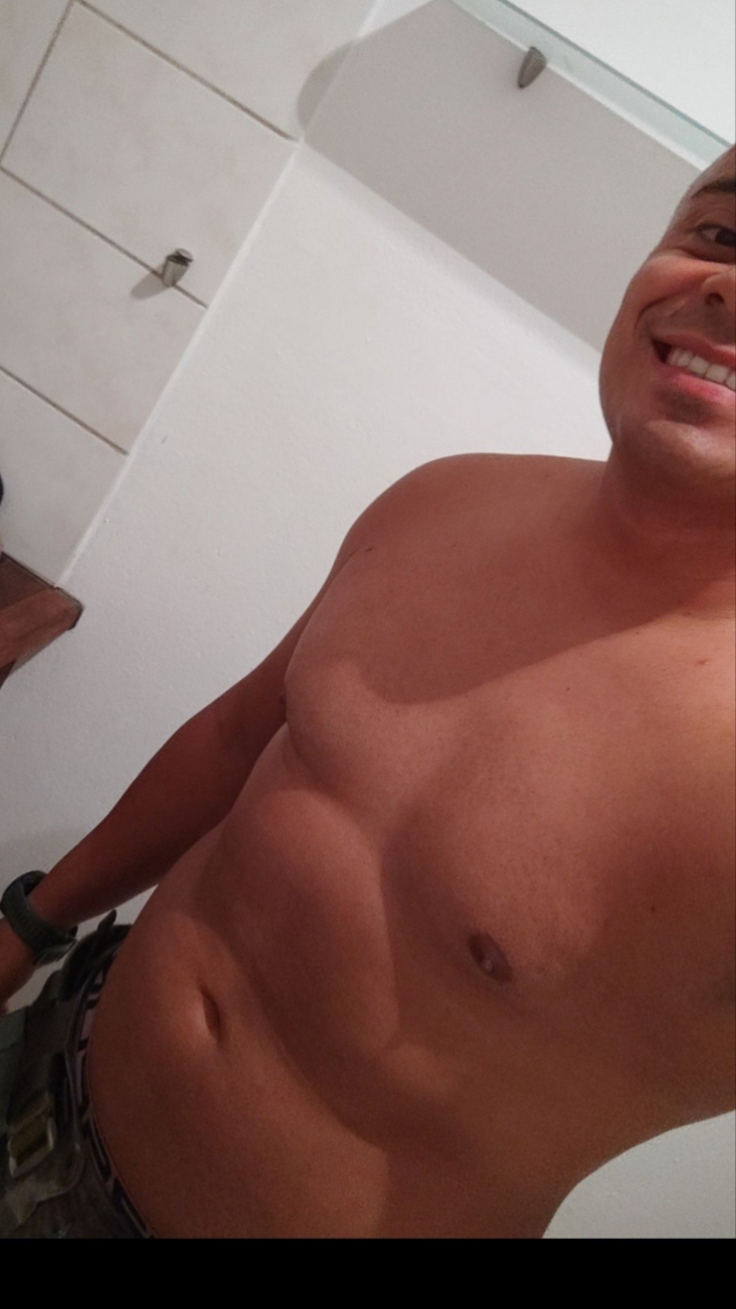 Profil de Brady, 32 ans, Bars gay à Massongex (Valais)