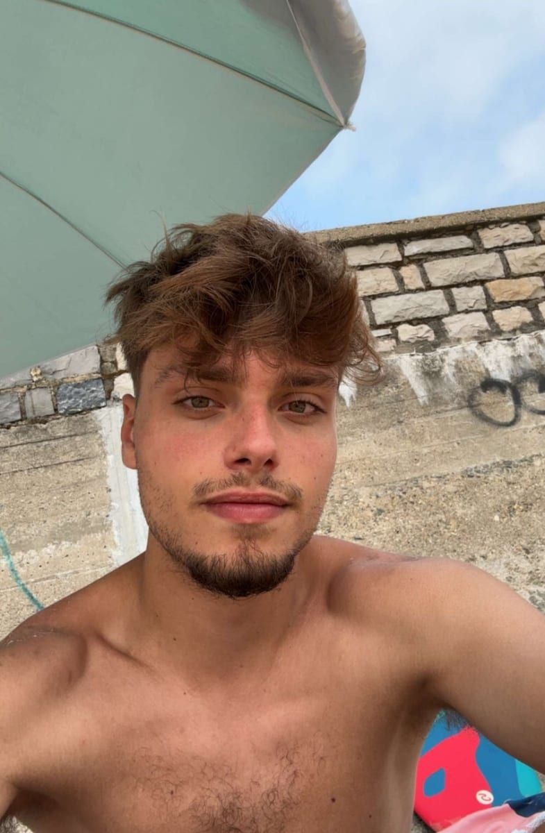 Profil de Senna, 30 ans, Bars gay à Jonen (Argovie)