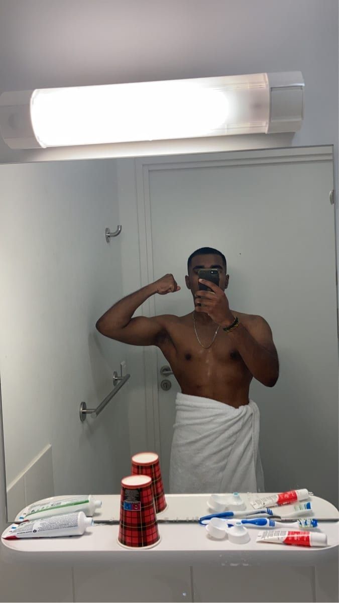 Profil de Badys, 22 ans, Bars gay à Wilihof (Lucerne)