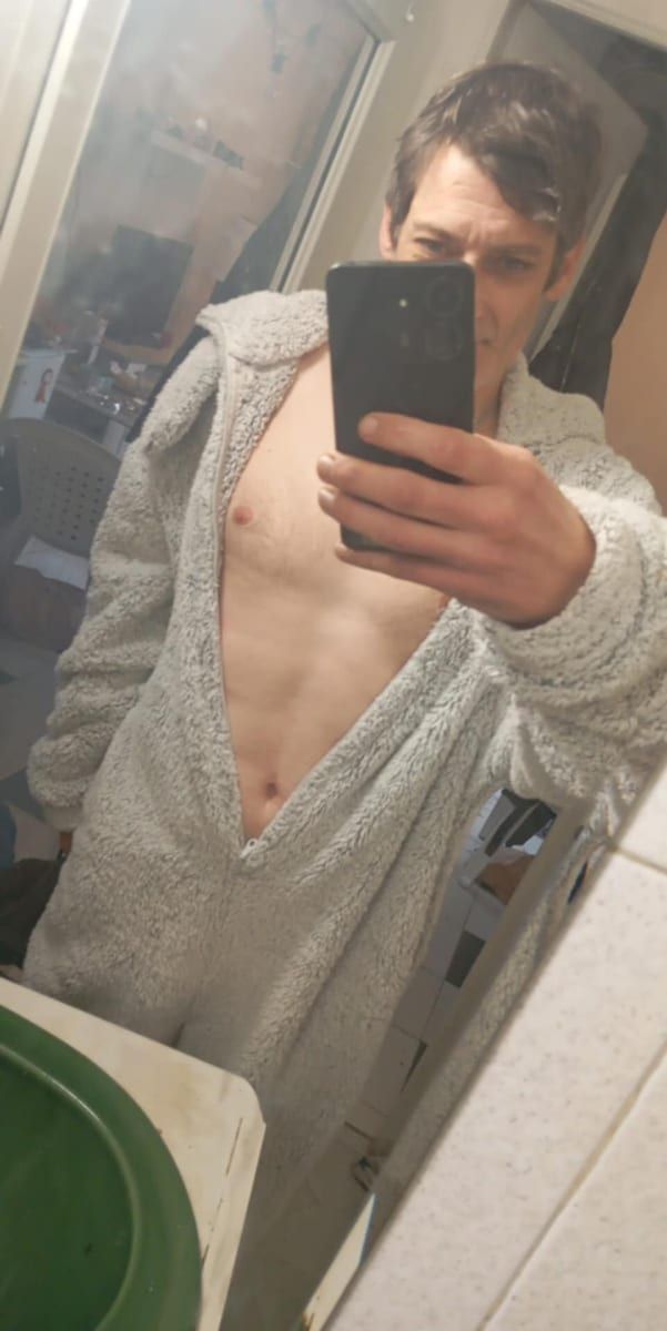 Profil de Luigi, 38 ans, Bars gay à Valendas (Grisons)