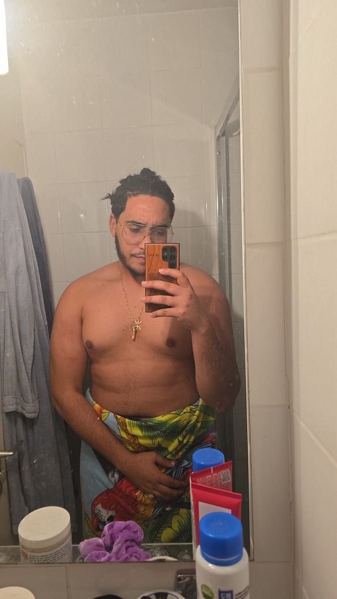 Profil de Marouan, 23 ans, Bars gay à Valangin (Neuchâtel)