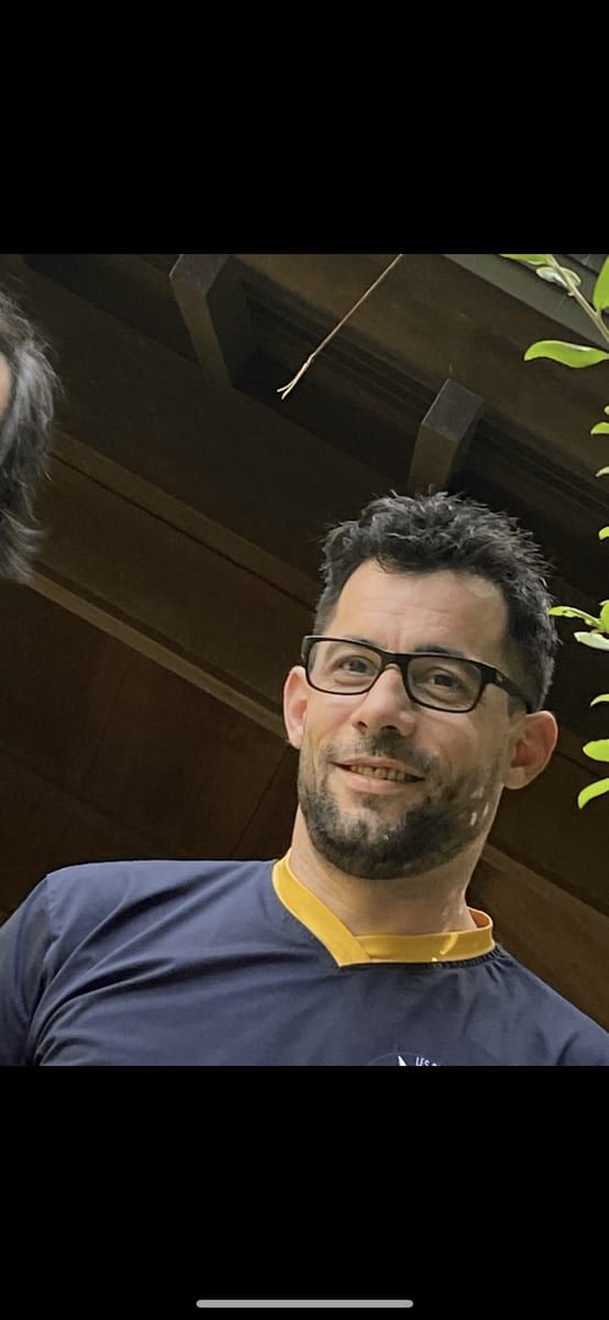 Profil de Théotime, 39 ans, Bars gay à Gempenach (Fribourg)