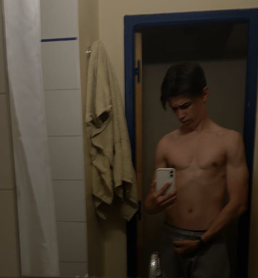 Profil de Fauzi, 39 ans, Bars gay à Castaneda (Grisons)