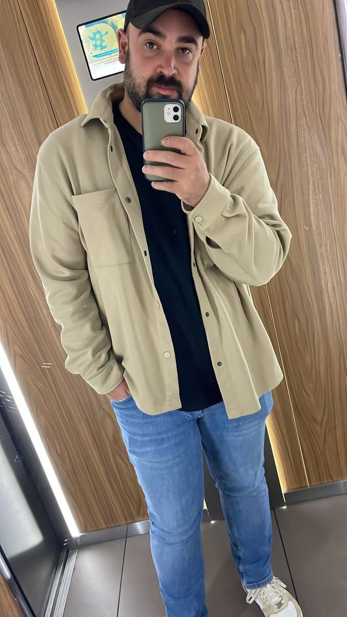 Profil de Atila, 34 ans, Bars gay à Belprahon (Berne)