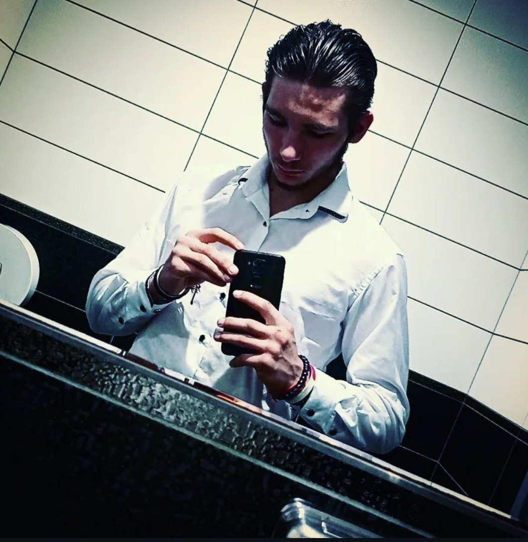 Profil de Hossein, 39 ans, Bars gay à Epsach (Berne)