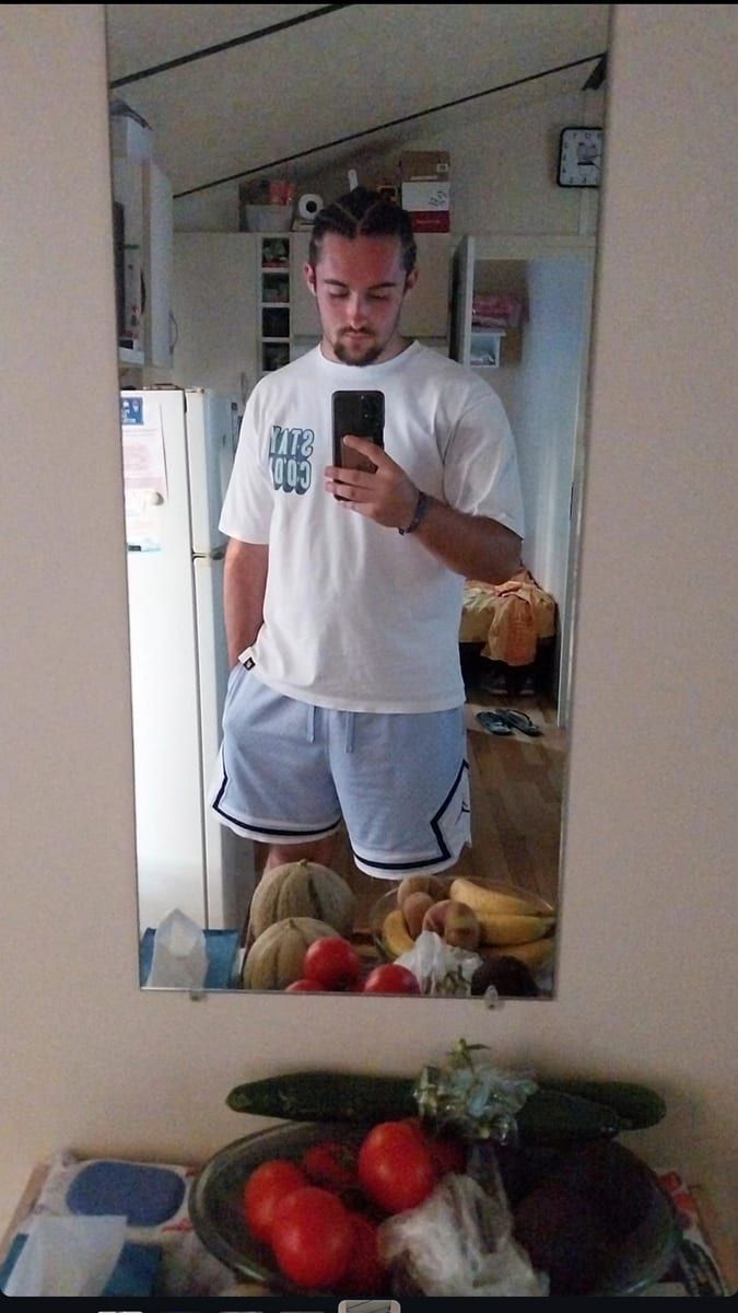 Profil de Bouziane, 30 ans, Bars gay à Riehen (Bâle-Ville)
