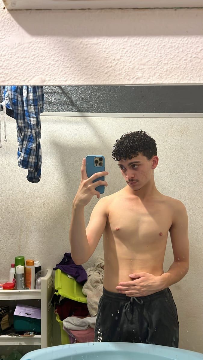Profil de Shaine, 31 ans, Bars gay à Venthône (Valais)