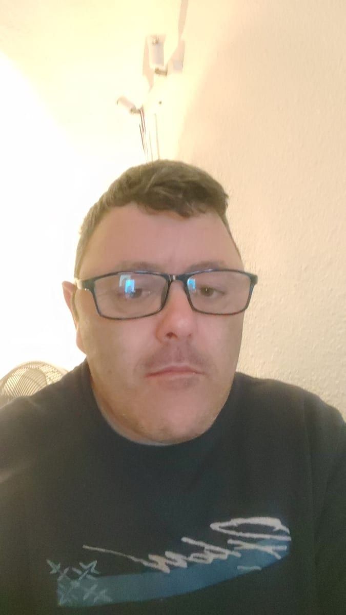 Profil de Jun, 41 ans, Bars gay à Galmiz (Fribourg)