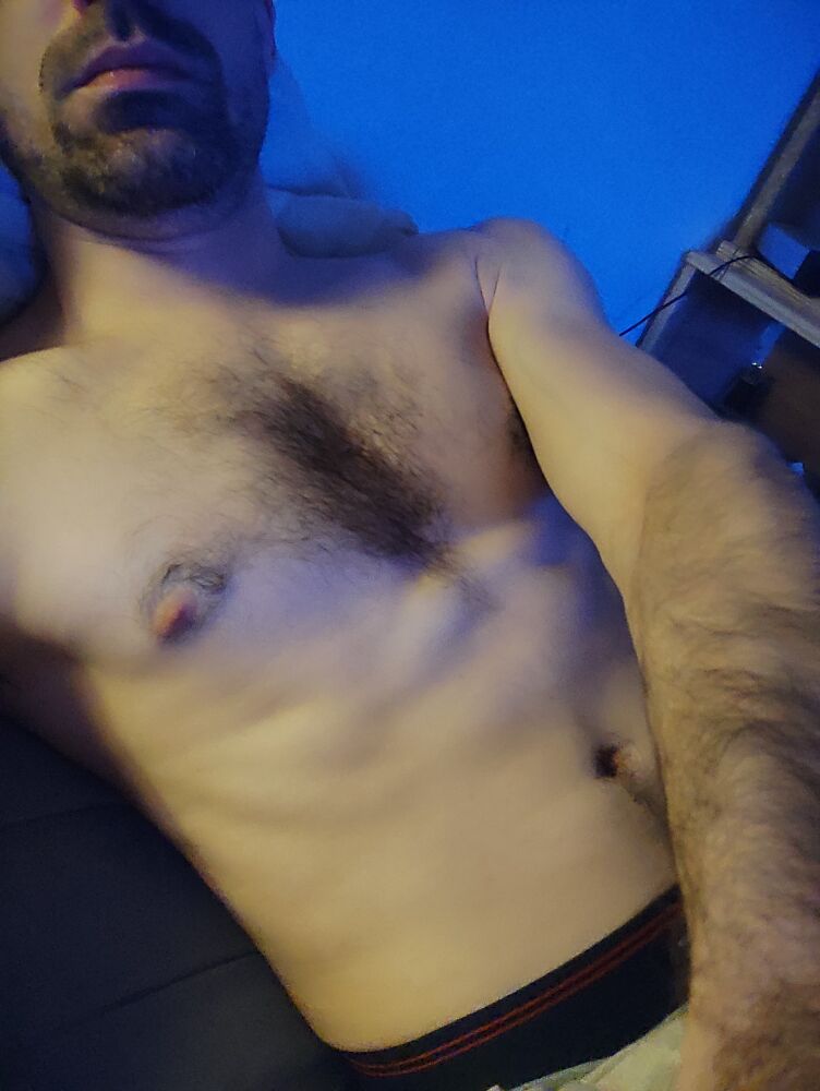 Profil de Eirik, 23 ans, Bars gay à Saas im Prättigau (Grisons)