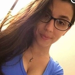 Profil de Hnia, 22 ans, Bars gay à Vernate (Tessin)