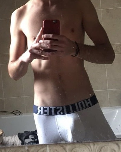 Profil de Merouane, 27 ans, Bars gay à Jonen (Argovie)