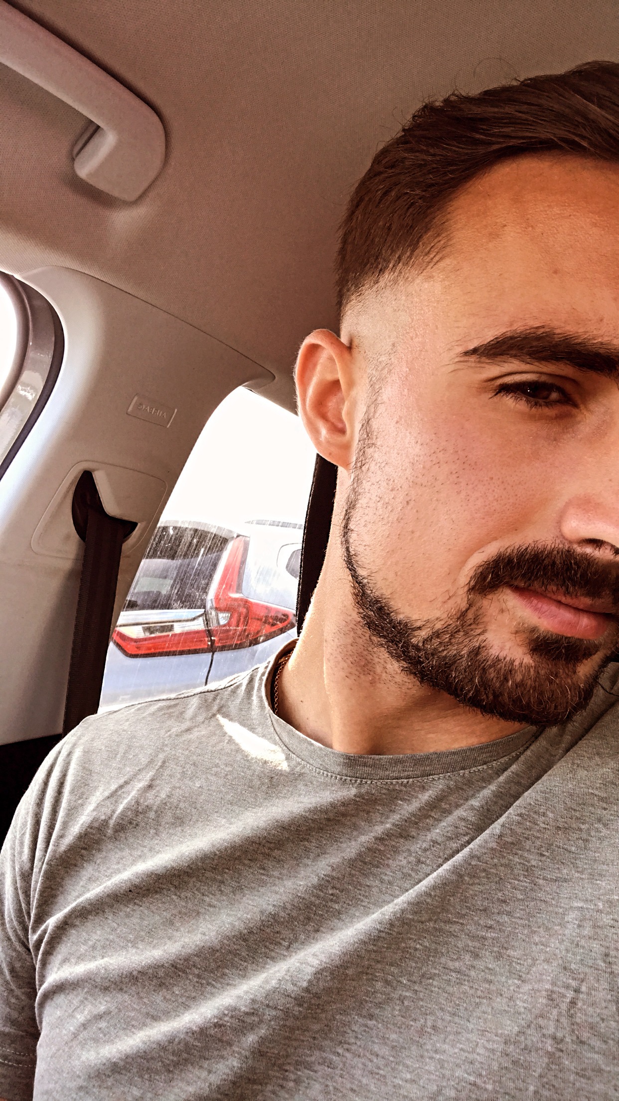 Profil de Kyran, 23 ans, Bars gay à Schwende (Appenzell Rhodes-Intérieures)