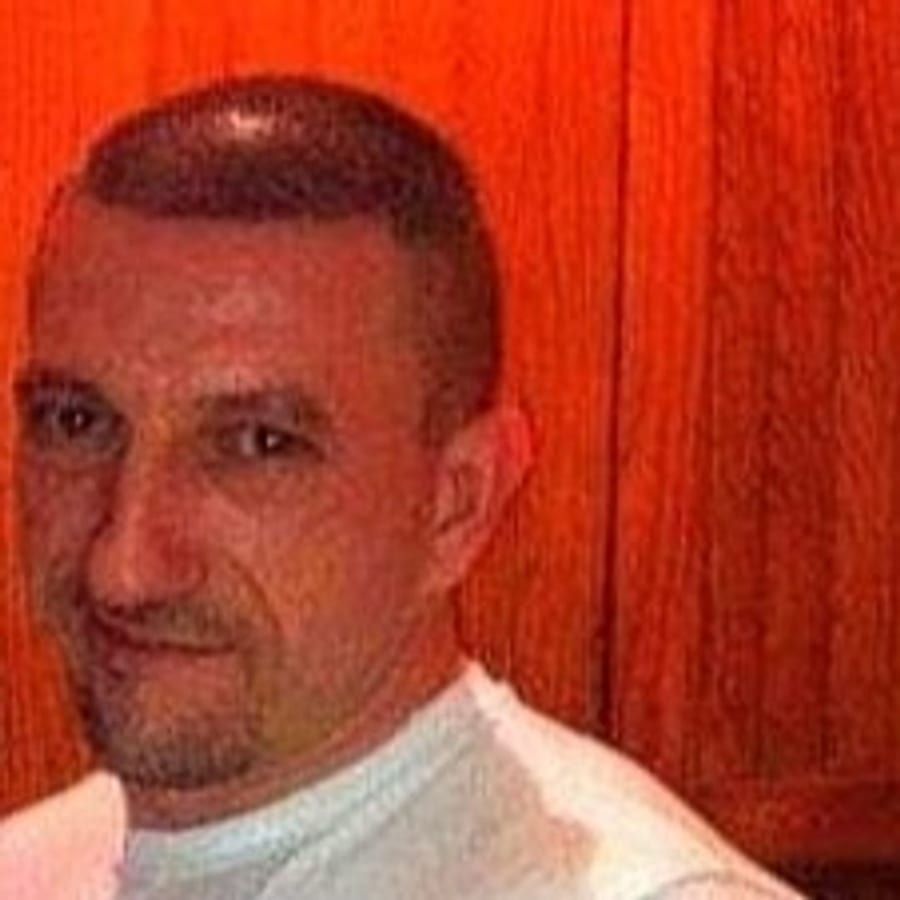 Profil de Gheorghe, 43 ans, Bars gay à Niedergösgen (Soleure)