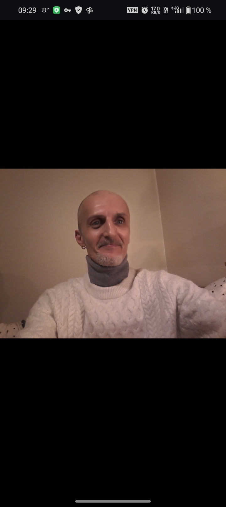 Profil de Zakarie, 26 ans, Bars gay à Rongellen (Grisons)