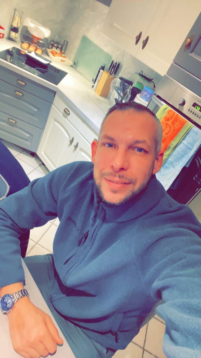 Profil de Lorris, 41 ans, Bars gay à Berthoud (Berne)