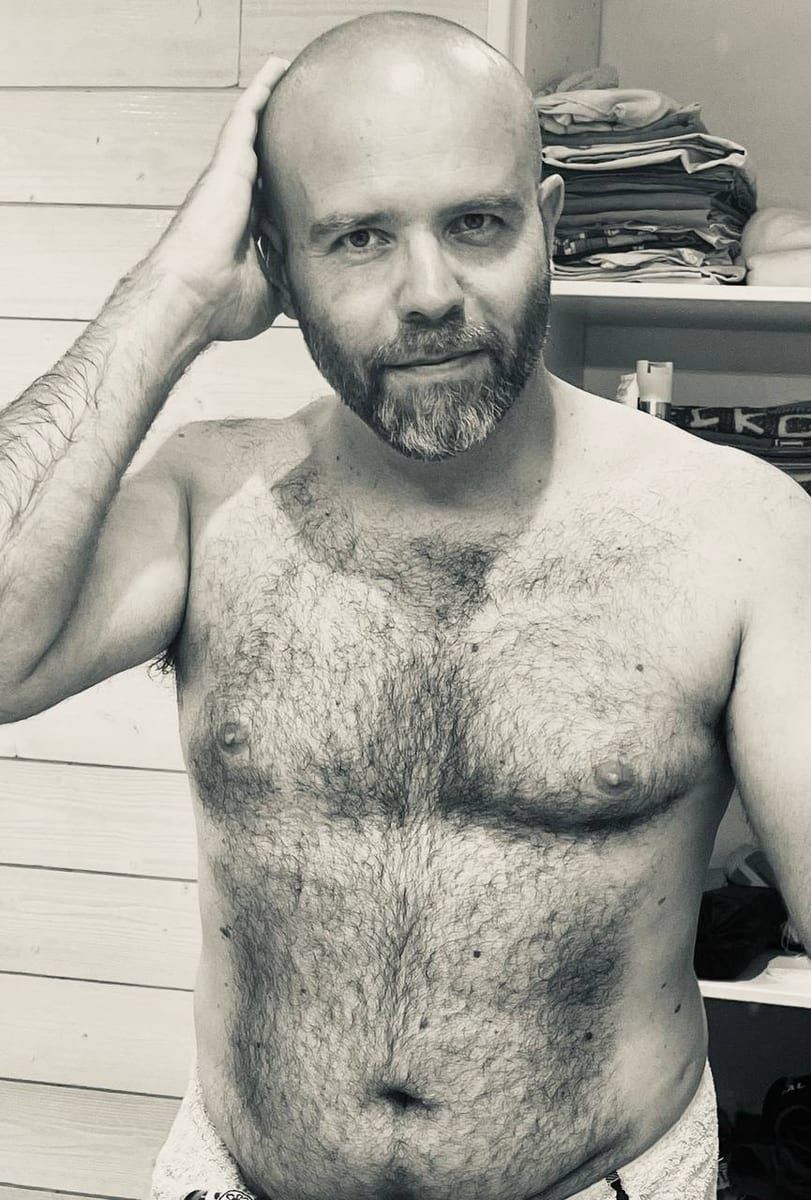 Profil de Shems-eddine, 42 ans, Bars gay à Gempenach (Fribourg)