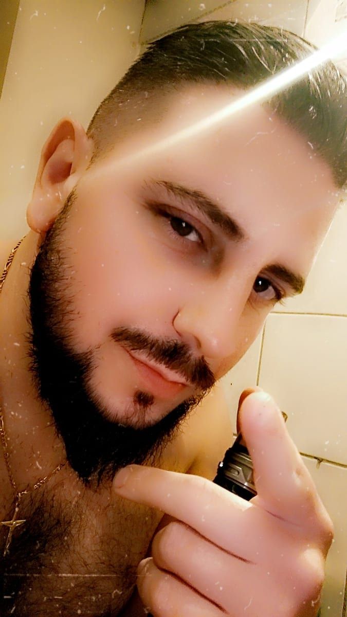 Profil de Arouna, 23 ans, Bars gay à Mission (Valais)