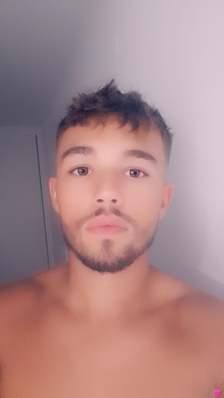 Profil de Magellan, 26 ans, Bars gay à Eigenthal (Lucerne)
